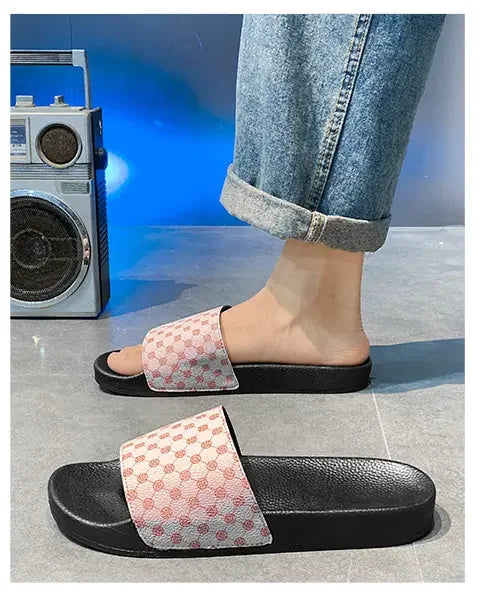 Men Sandals Flip Flops Man Slippers Solid Color Simple Non-Slip Soft Sole Comfortable Shower Slippers Outdoorf Couple Shoes