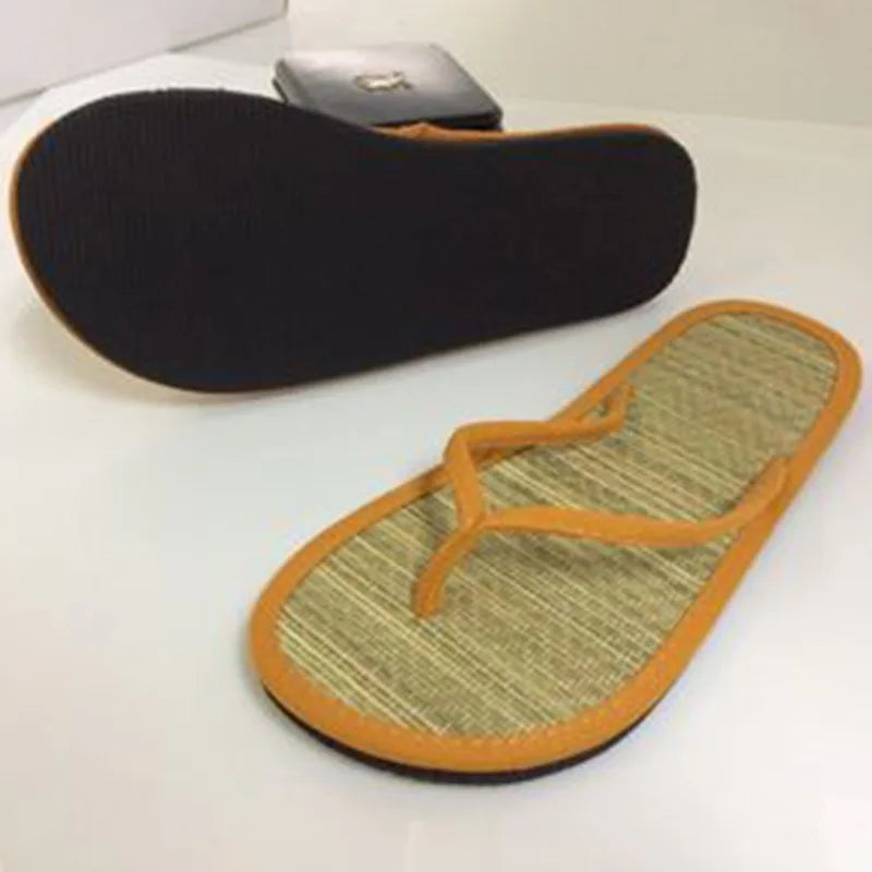 Summer Women Flat Flip-flops Slippers Comfortable Non-slip Sandals Bamboo Rattan Flip Flop Home Bathroom Fashion Slippers